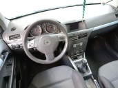opel astra h (a04) del año 2004