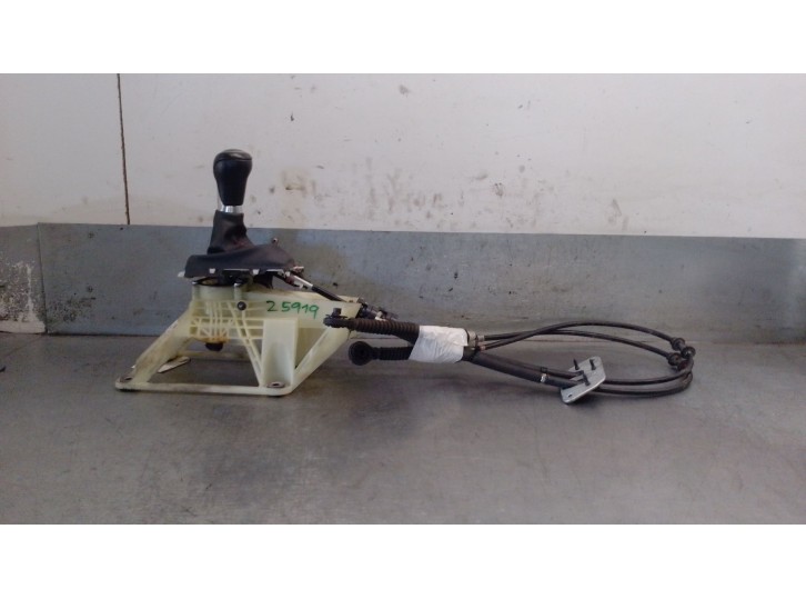 Recambio de palanca cambio para mazda 3 (bm, bn) 2.2 d referencia OEM IAM KE4046100 KE4046100B 00480031