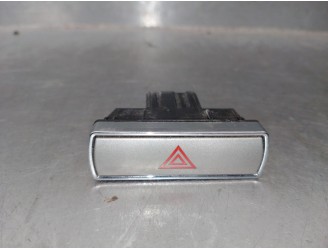 Replacement hazard warning switch for Ford Mondeo IV Sedan (BA7) 2.0 TDCi OEM IAM reference 6M2T13A350AB 1553762 
