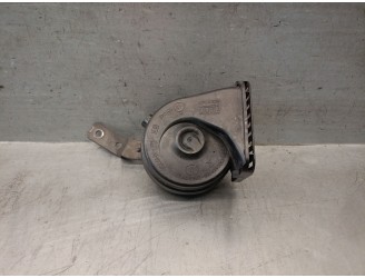 Recambio de claxon para land rover discovery v (l462) 2.0 sd4 4x4 referencia OEM IAM HY3213802AA LR081440 