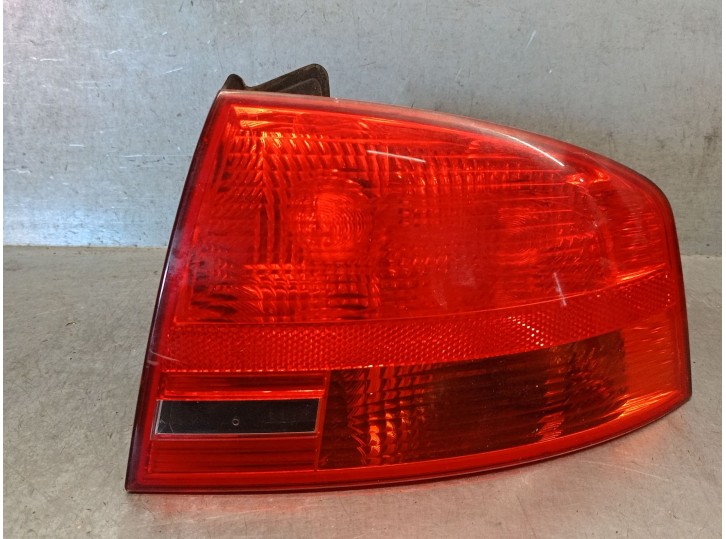 Recambio de piloto trasero derecho para audi a4 b7 (8ec) 1.9 tdi referencia OEM IAM 8E5945096 8E5945096 