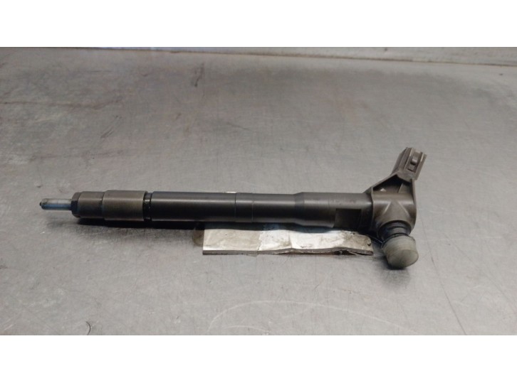 Recambio de inyector para mazda 3 (bm, bn) 2.2 d referencia OEM IAM SH0113H50