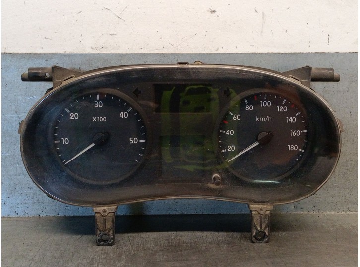 Recambio de cuadro instrumentos para renault master ii furgoneta (fd) 2.5 dci referencia OEM IAM P8200467948E 8200032765 