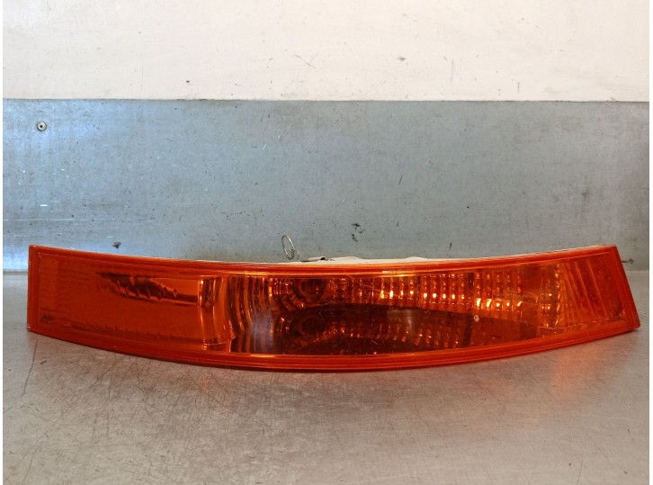 Replacement front right light for Renault Master II van (FD) 2.5 DCI OEM IAM reference 8200163918 8200163918