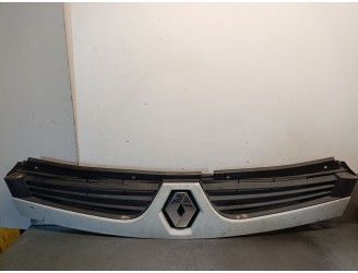 Replacement front grille for Renault Master II van (FD) 2.5 dCi OEM IAM reference 8200426365 8200426365 