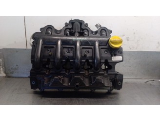 Recambio de tapa balancines para renault master ii furgoneta (fd) 2.5 dci referencia OEM IAM 8200239705 8200714033