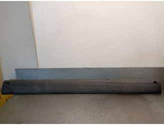 Recambio de molduras traseras para renault master ii furgoneta (fd) 2.5 dci referencia OEM IAM 7701592582 7701692582 