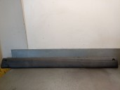 Recambio de molduras traseras para renault master ii furgoneta (fd) 2.5 dci referencia OEM IAM 7701592582 7701692582 
