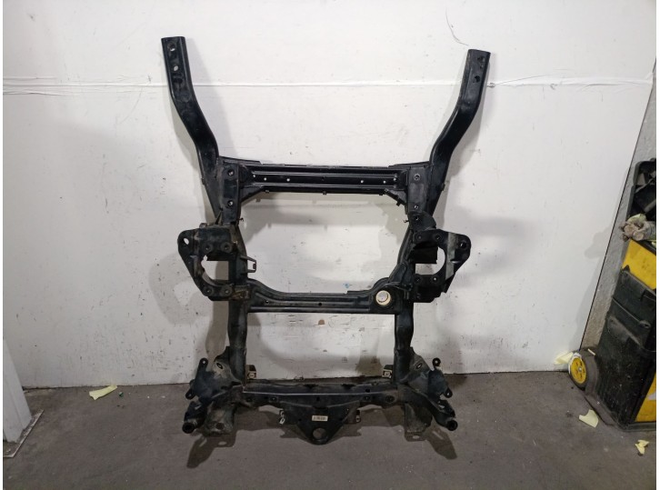 Replacement front subframe for land rover discovery v (l462) 2.0 sd4 4x4 OEM IAM reference LR081348 LR081348