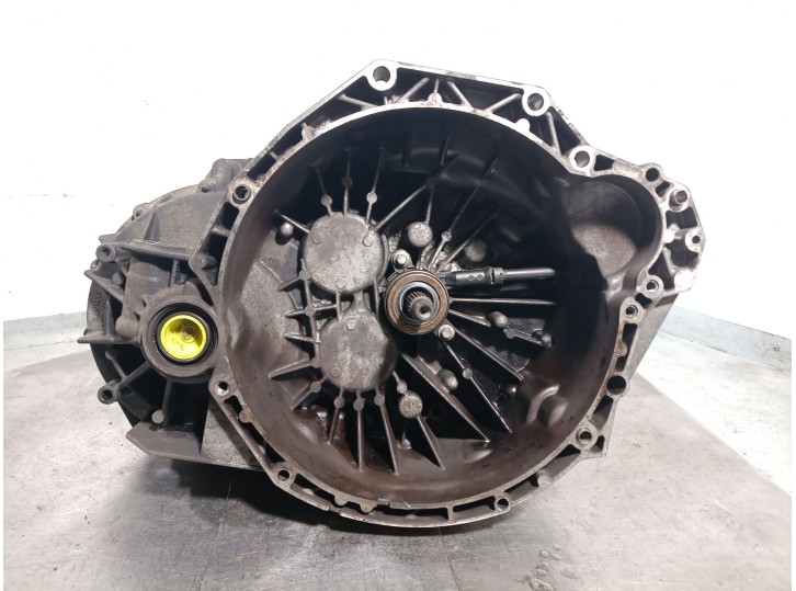 Replacement gearbox for renault master ii van (fd) 2.5 dci OEM IAM reference PF6004 7701477360 C013598