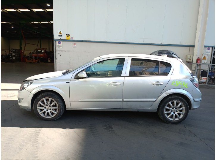 OPEL ASTRA H (A04)