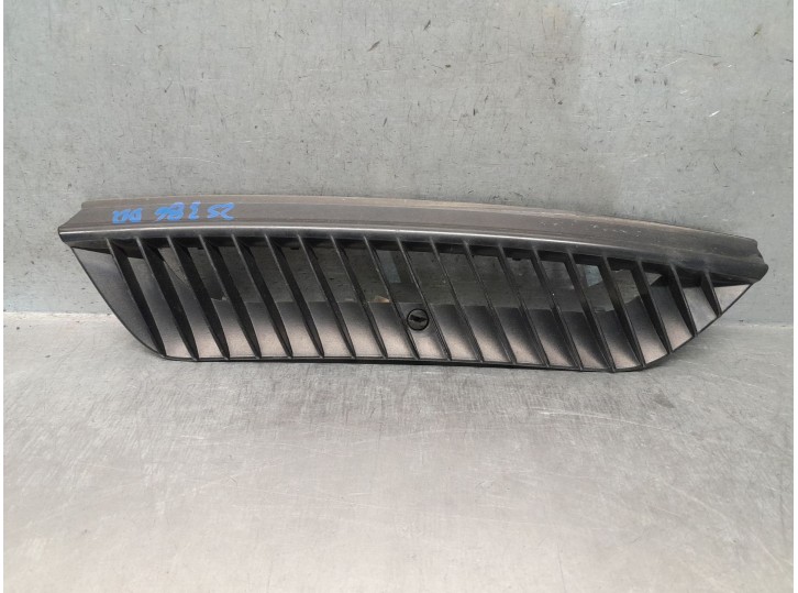 Recambio de rejilla aireadora para smart cabrio (450) 0.6 (s1old2, 450.452) referencia OEM IAM 0001696 Q0001696V013C49L00 