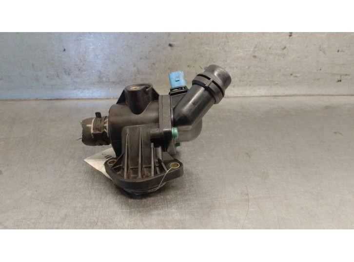 Recambio de termostato para audi a4 b7 (8ec) 2.0 referencia OEM IAM 06B121111G 06B121111K
