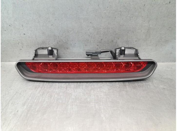 Recambio de luz central de freno para chevrolet orlando (j309) 1.8 referencia OEM IAM 95031492 95031492 