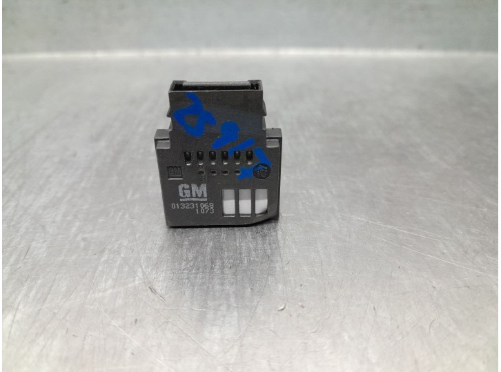 Recambio de sensor para chevrolet orlando (j309) 1.8 referencia OEM IAM 13231068