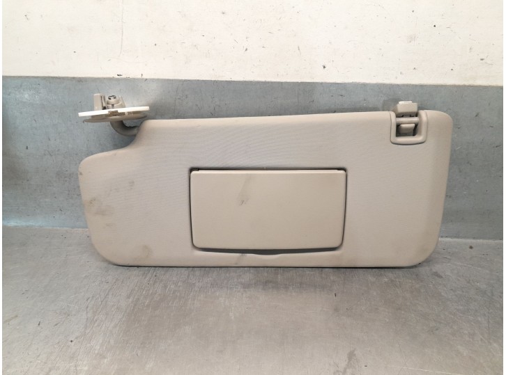 Replacement left sun visor for Chevrolet Orlando (J309) 1.8 OEM IAM reference 95264959 95264959 