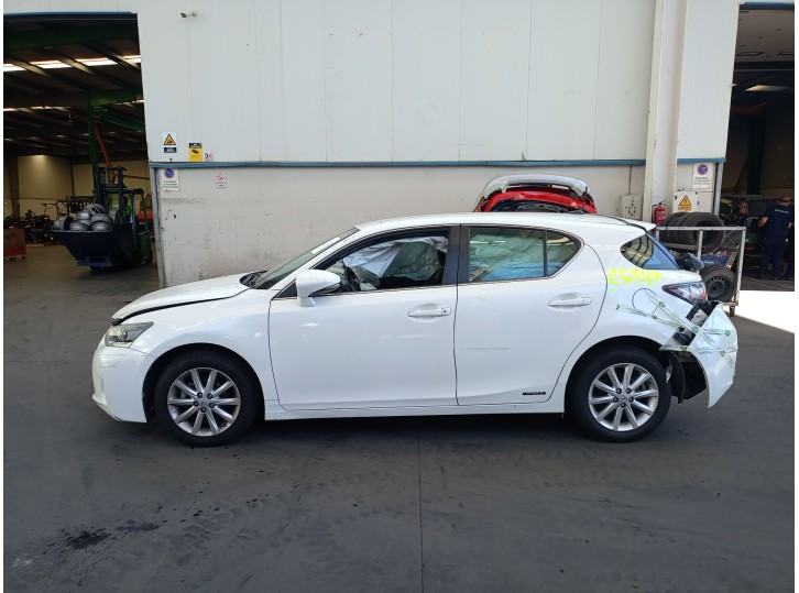 lexus ct (zwa10_) from the year 2011