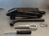 Replacement jack for opel corsa d (s07) 1.2 (l08, l68) OEM IAM reference 09127172