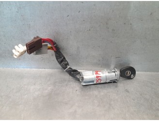 Replacement ignition switch for Citroën Jumpy I Van (BS_, BT_, BY_, BZ_) 1.9 D 70 OEM IAM reference 4162W4 4162W4