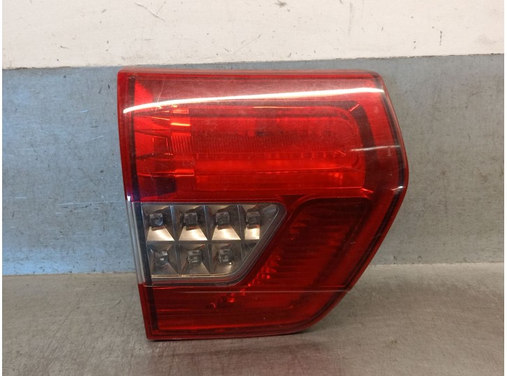 Replacement left tailgate rear light for Citroën C5 III Break (RW_) 2.2 HDi 200 OEM IAM reference 9675067980 6350LW 
