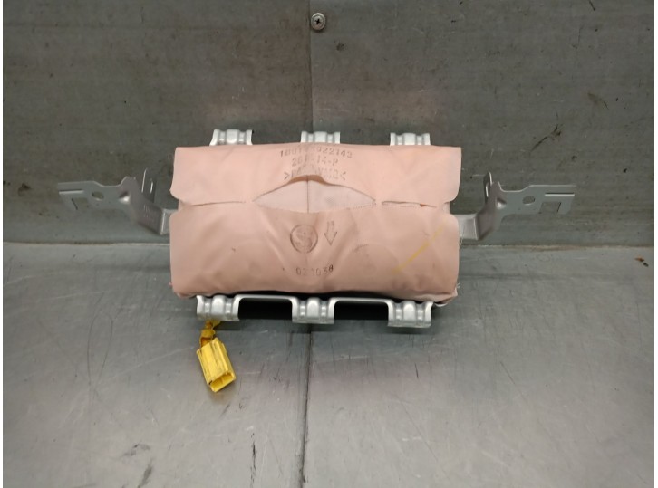 Recambio de airbag delantero derecho para mazda 3 (bm, bn) 2.2 d referencia OEM IAM BHS257K50A BHS257K50A 