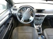 opel astra h gtc (a04) del año 2007