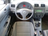 volkswagen golf v (1k1) del año 2004