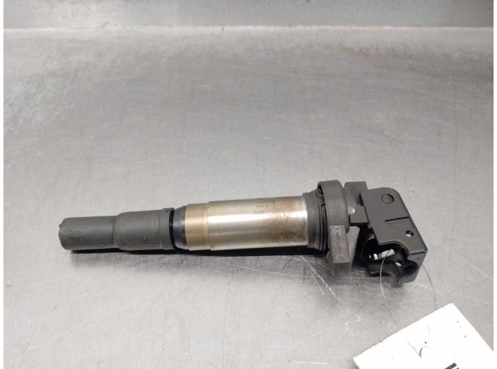 Replacement ignition coil for Mini Mini (R56) Cooper S OEM IAM reference V75750108001 12138616153 