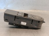 Replacement front left window regulator switch for opel astra h (a04) 1.7 cdti (l48) OEM IAM reference 13228706 6240381