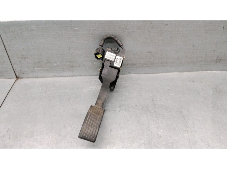 Replacement accelerator pedal position sensor for Hyundai Santa Fé I (SM) 2.0 CRDi 4x4 OEM IAM reference 3273026200 3273026200 