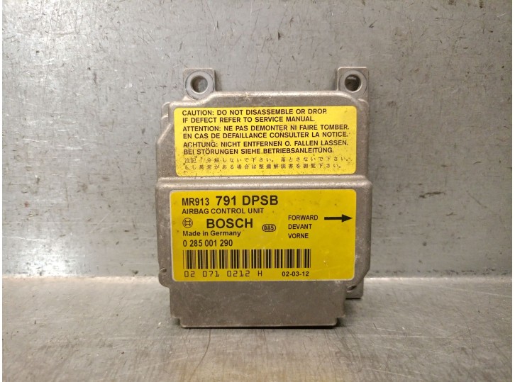 Recambio de centralita airbag para mitsubishi carisma (da_) 1.9 di-d (da5a) referencia OEM IAM MR913791DPSB 0285001290