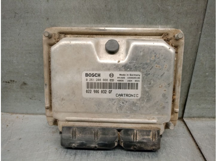 Recambio de centralita motor uce para porsche cayenne (9pa) 3.2 referencia OEM IAM 022906032GF 0261208668
