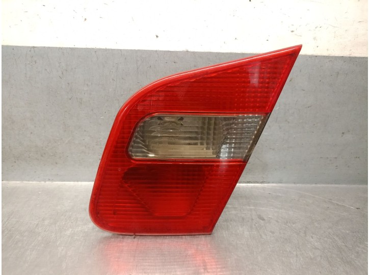 Replacement right tailgate rear light for mitsubishi carisma (da_) 1.9 di-d (da5a) OEM IAM reference MR485474 MR485474
