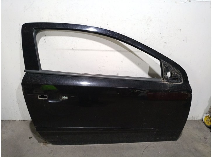 Replacement front right door for Opel Astra H GTC (A04) 1.9 CDTi (L08) OEM IAM reference 124595 124595 
