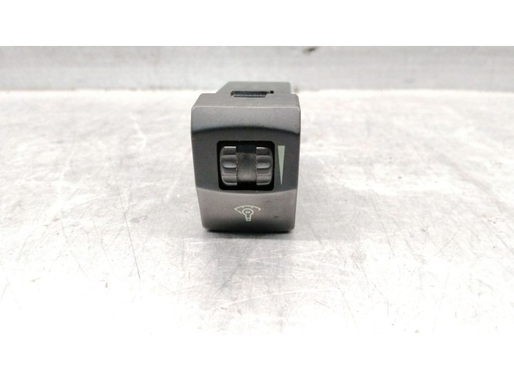 Replacement dashboard light switch for Hyundai Santa Fé I (SM) 2.0 CRDi 4x4 OEM IAM reference 9495026000 9495026000 