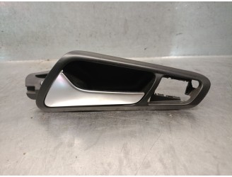LEFT FRONT INTERIOR DOOR HANDLE 3C1837113 3C1837113 