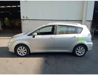 toyota corolla verso (zer_, zze12_, r1_) del año 2004