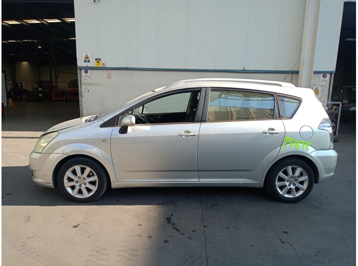 toyota corolla verso (zer_, zze12_, r1_) del año 2004