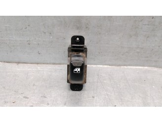 MANDO ELEVALUNAS TRASERO IZQUIERDO 935753C010 935753C010 