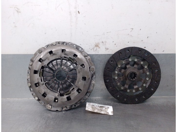 Replacement clutch kit for BMW 3 Compact (E46) 318 Ti OEM IAM reference 21217523619 21217523619 