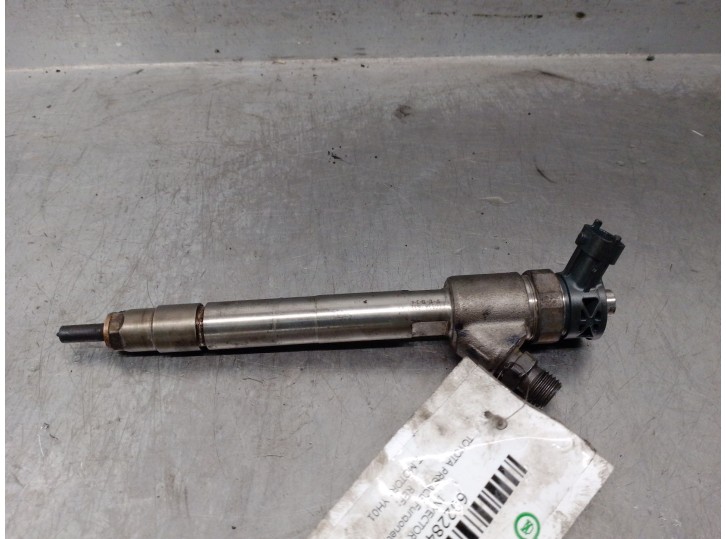 Recambio de inyector para toyota proace furgoneta (mdz_) 1.5 d4d (mdz8) referencia OEM IAM 9828959880 0445110955