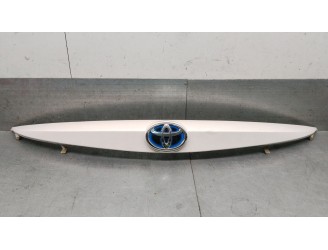 Recambio de molduras traseras para toyota auris (_e18_) 1.8 hybrid (zwe186_) referencia OEM IAM 7681102790 7681102941 