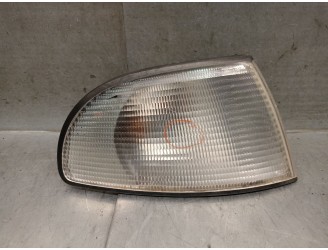 FRONT RIGHT INDICATOR LIGHT 8D0953050 8D0953050 