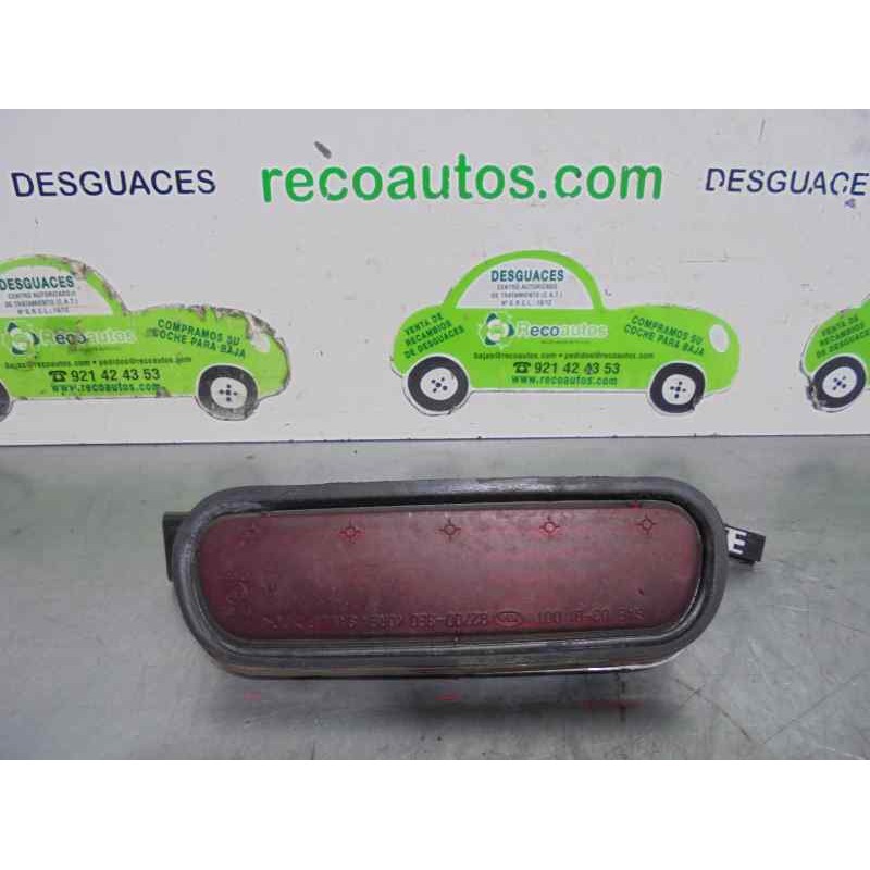 Recambio de luz central de freno para kia sorento 2.5 crdi cat referencia OEM IAM 827003E0  