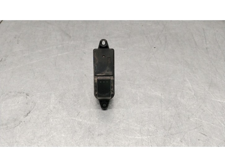 Recambio de mando elevalunas delantero derecho para mazda 5 (cw) 1.8 mzr referencia OEM IAM C23566370 C23566370 