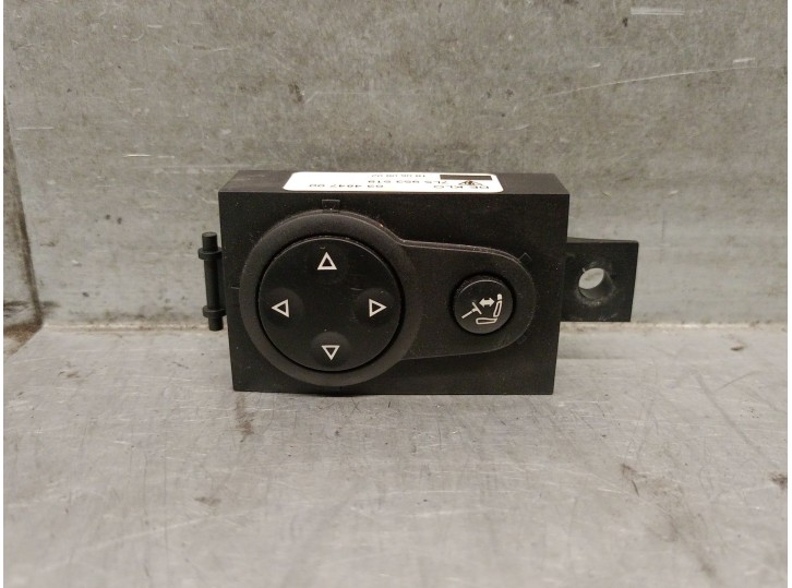 Replacement switch for Porsche Cayenne (9PA) Turbo S 4.8 OEM IAM reference 7L0723507D 95561322200 