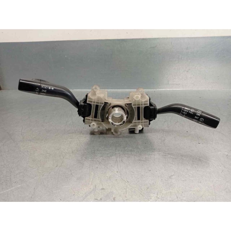 Recambio de mando luces para mazda 323 berlina f/s (bj) 2.0 turbodiesel referencia OEM IAM 17B366  