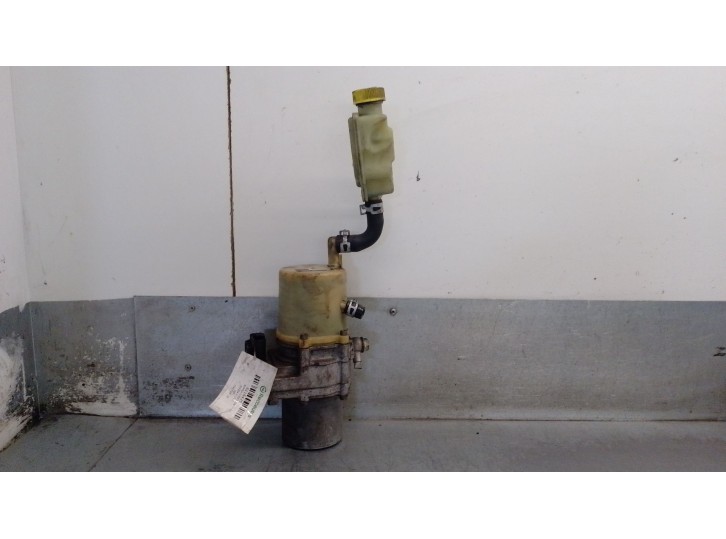 Recambio de bomba direccion para mazda 5 (cw) 1.8 mzr referencia OEM IAM C51332600B C51332600B 
