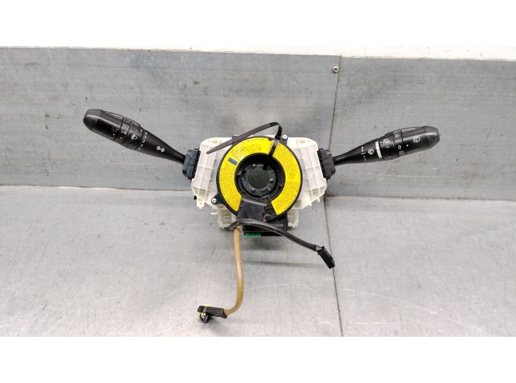 Recambio de mando luces para mitsubishi colt vi (z3_a, z2_a) 1.3 (z21a) referencia OEM IAM MR986420 