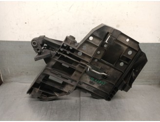 Recambio de soporte faro izquierdo para porsche cayenne (9pa) turbo s 4.8 referencia OEM IAM 7L5941045 95563104300 